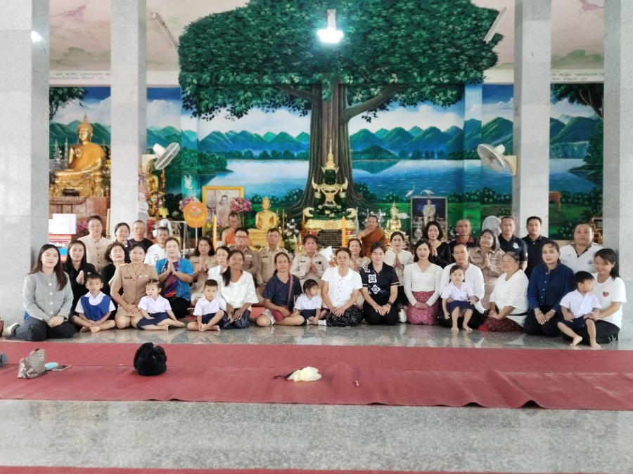เช้าวันที่ 27 กรกฎาคม 2569 อบต.คำบก นำโดยคณะผู้บริหาร สภาฯ ข้าราชการ ลูกจ้างฯ ร่วมถวายเทียนพรรษาที่วัดศรีบุญเรือง บ้านคำบก