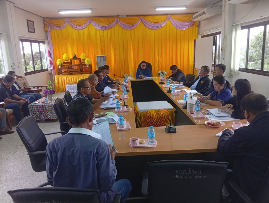 อบต.คำบก ผู้นำชุม ข้าราชการในเขตท้องถิ่น ประชุม เพื่อจัดทำร่างข้อบัญญัติรายจ่ายงบประมาณปี พ.ศ.2570
